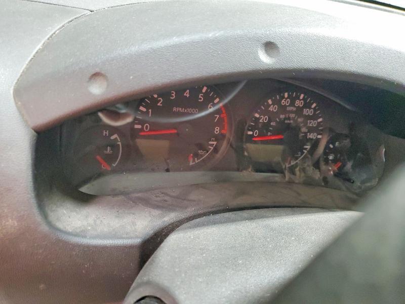2012 Niss Frontier SV
