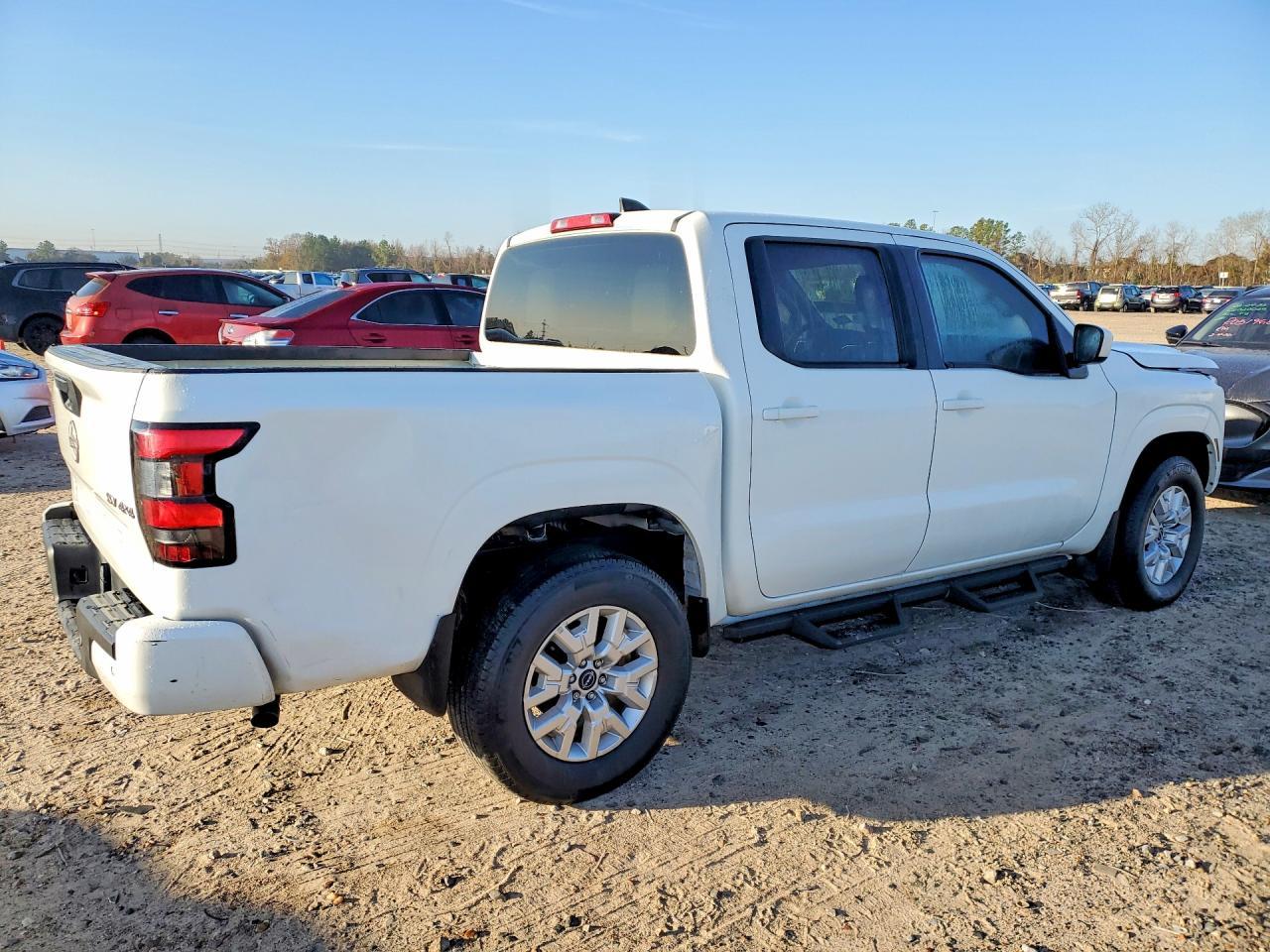 2023 Nissan Frontier s