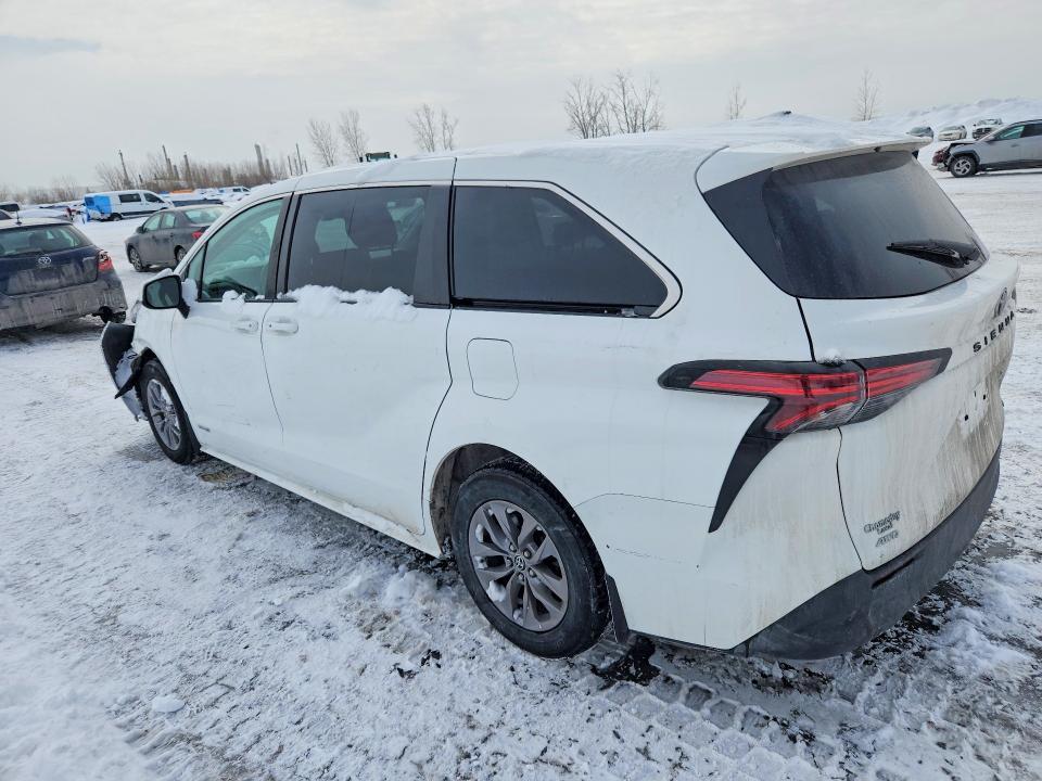 2021 Toyota Sienna le