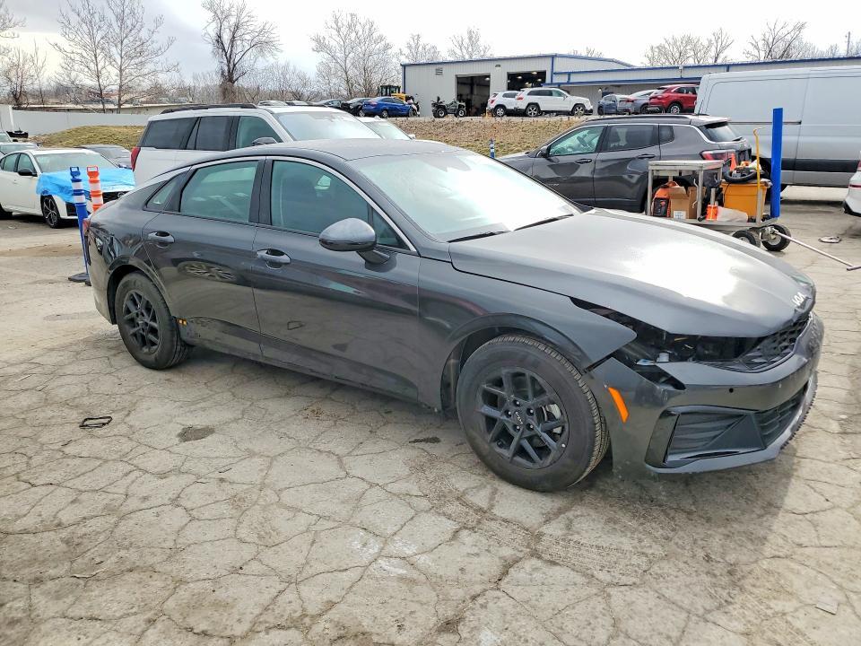 2026 KIA K5 lxs
