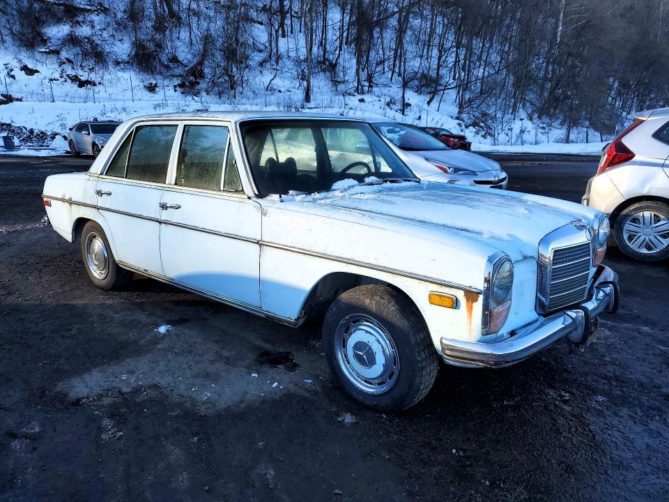1973 Mercedes-Benz 1973 Mercedes Benz 220 se