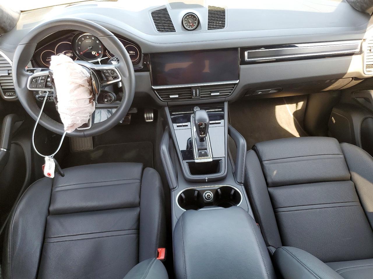 2023 Porsche Cayenne gts Coupe