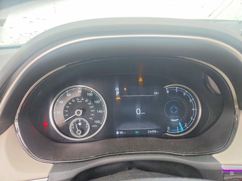 2023 Genesis Gv70 Base