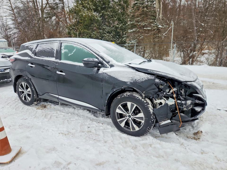 2020 Nissan Murano s