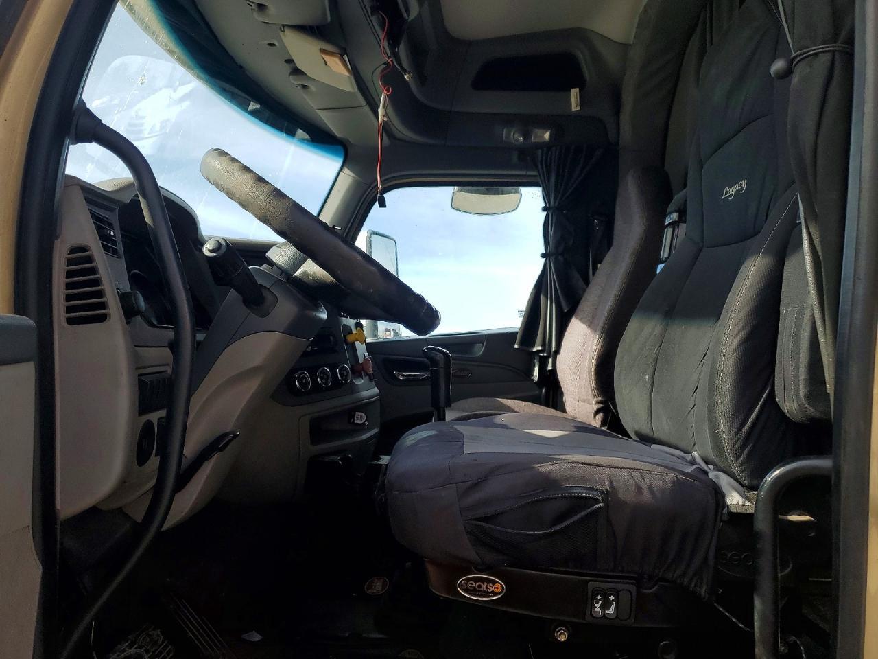 2016 Peterbilt 579
