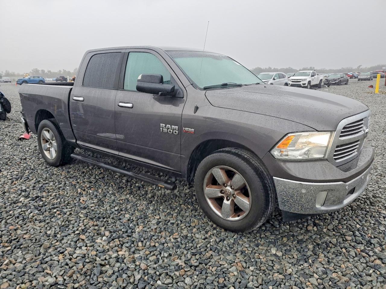 2016 Dodge Ram 1500 slt