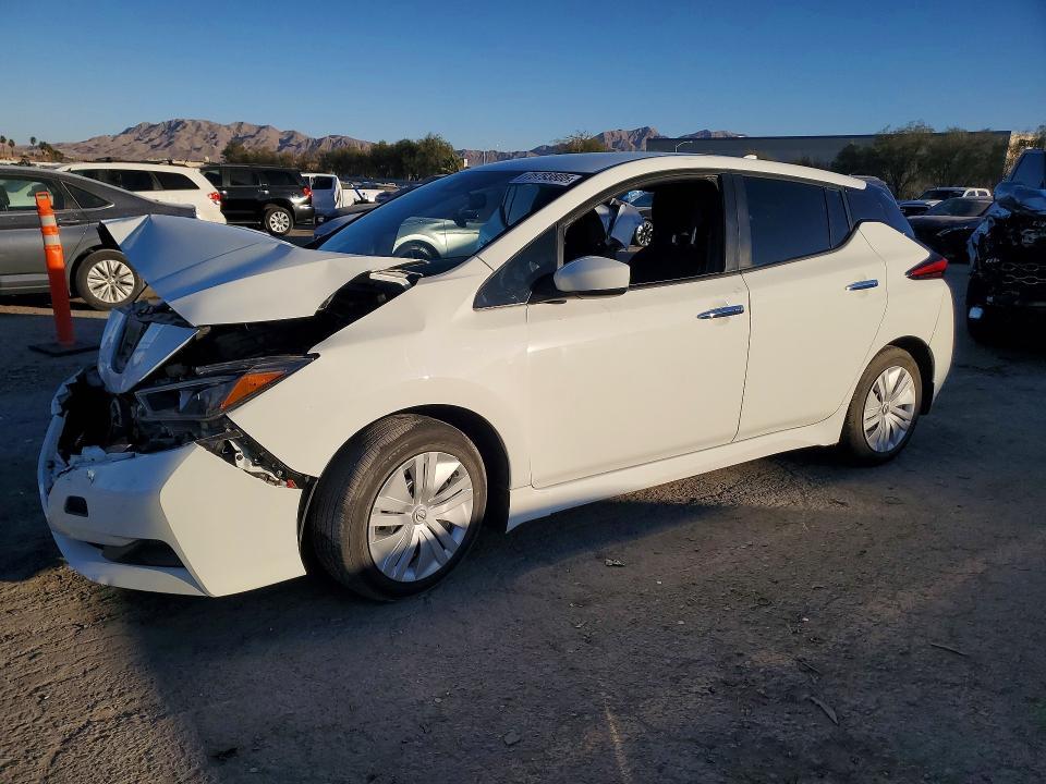 2023 Nissan Leaf s