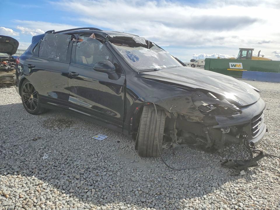 2015 Porsche Cayenne Turbo