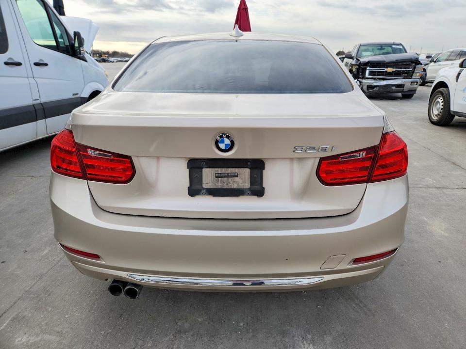 2015 BMW 328 i
