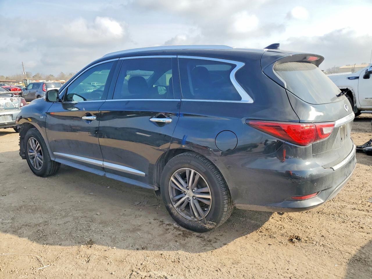 2018 Infinity Qx60 Base