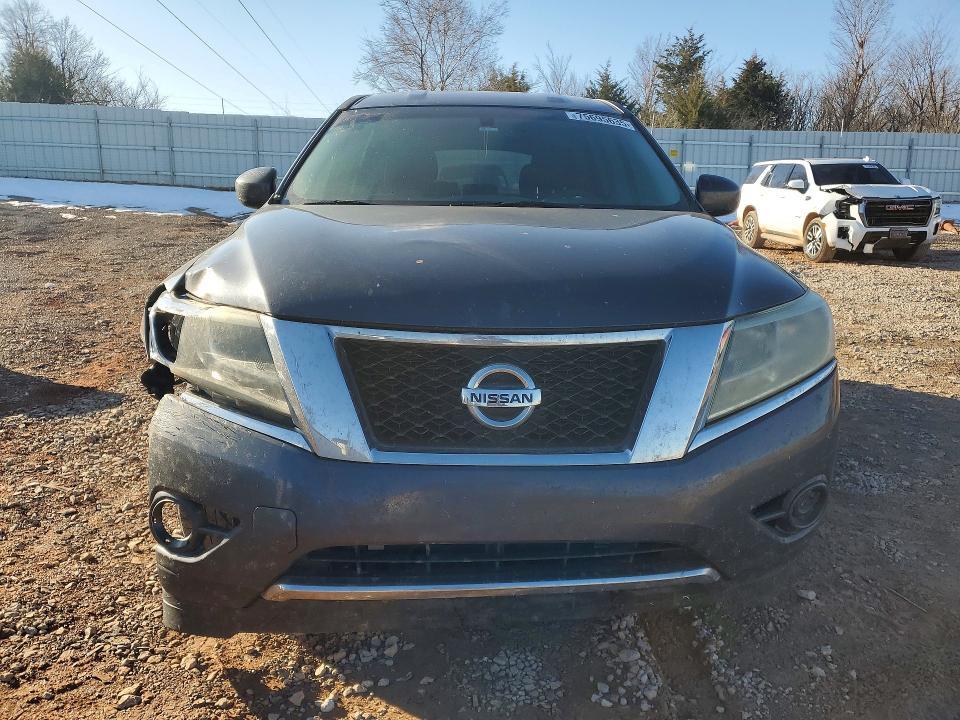 2014 Nissan Pathfinder s