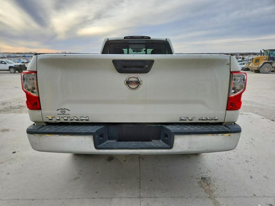 2017 Nissan Titan s