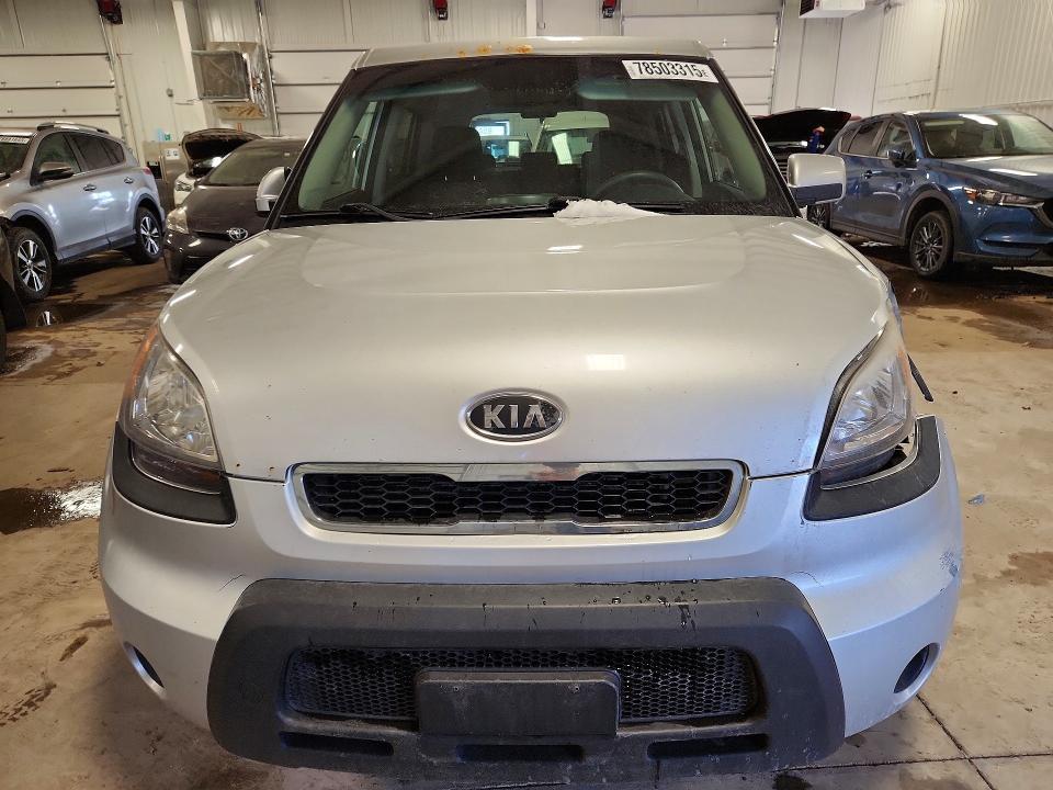 2010 KIA Soul +