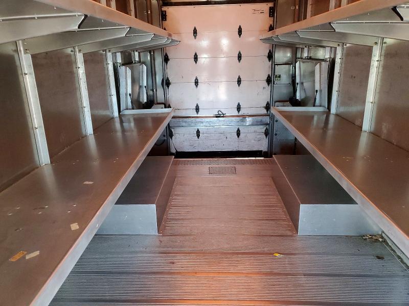 2020 Freightliner MT45G Delivery Truck