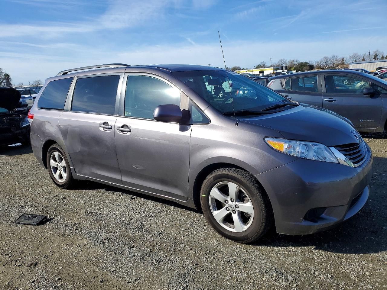 2011 Toyota Sienna le