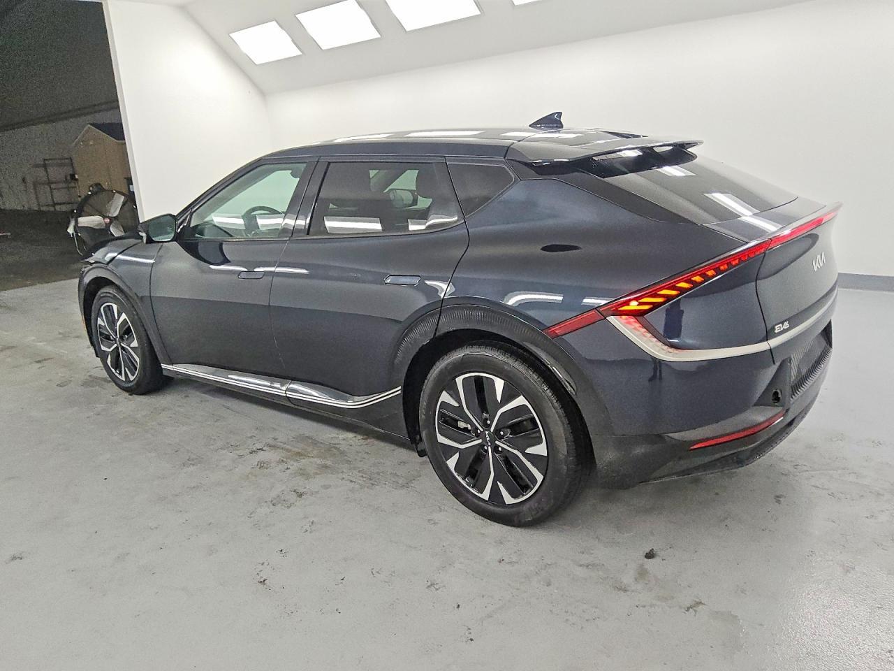 2023 KIA EV6 Wind