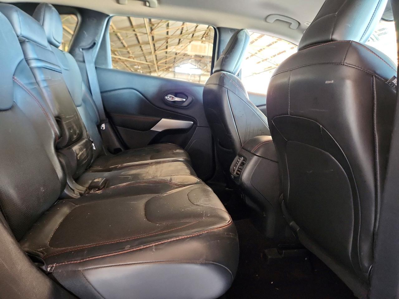 2018 Jeep Cherokee Trailhawk