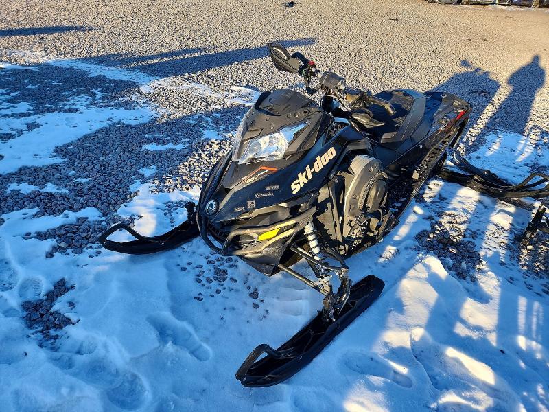 2017 Skidoo SM Renegade Enduro 1