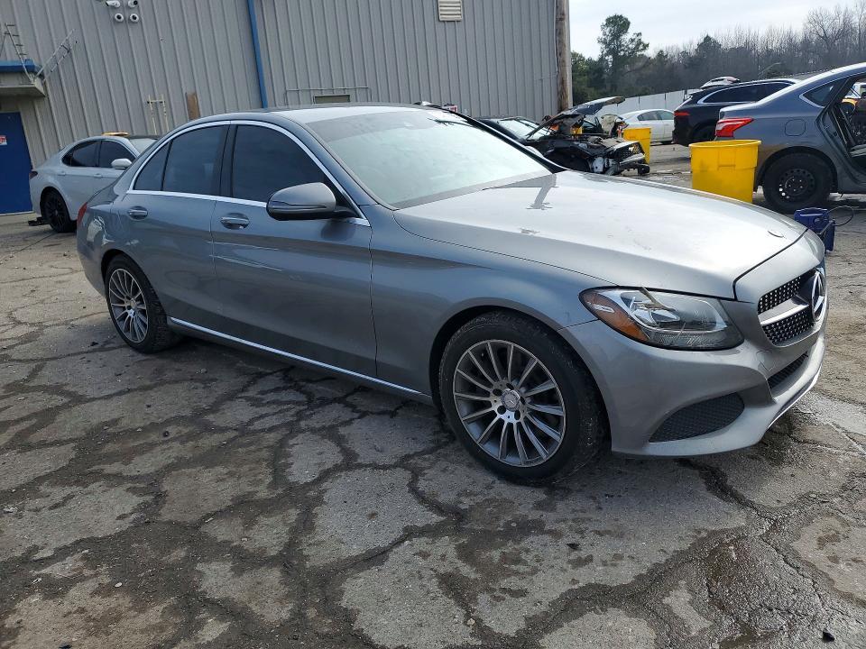 2016 Mercedes-Benz C300
