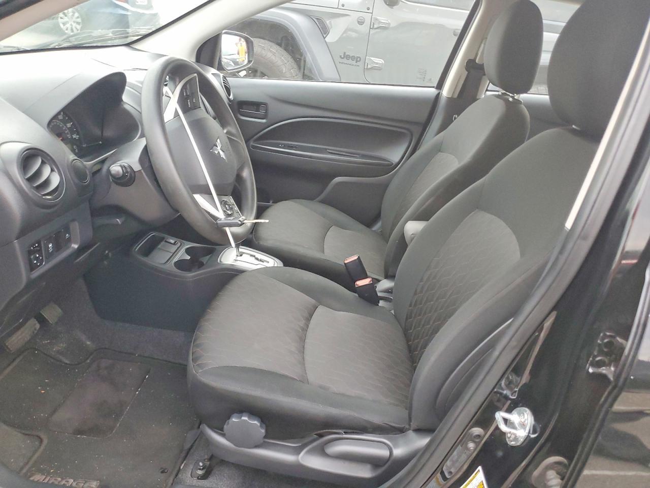 2024 Mitsubishi Mirage es