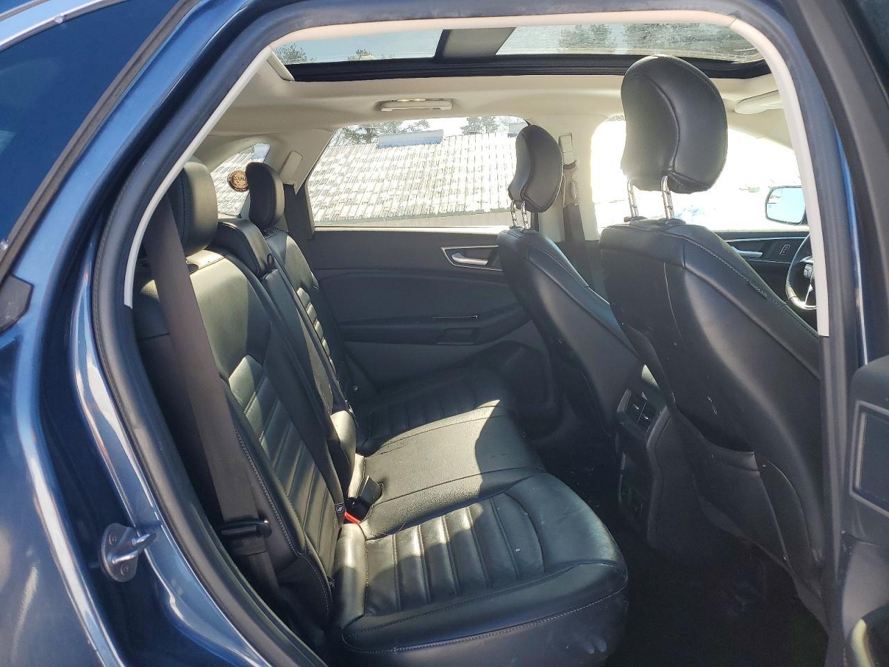 2018 Ford Edge sel