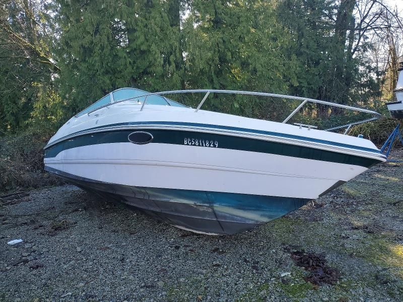 1996 Chaparral Boat