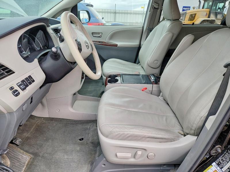 2014 Toyota Sienna xle