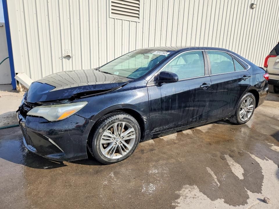 2016 Toyota Camry le