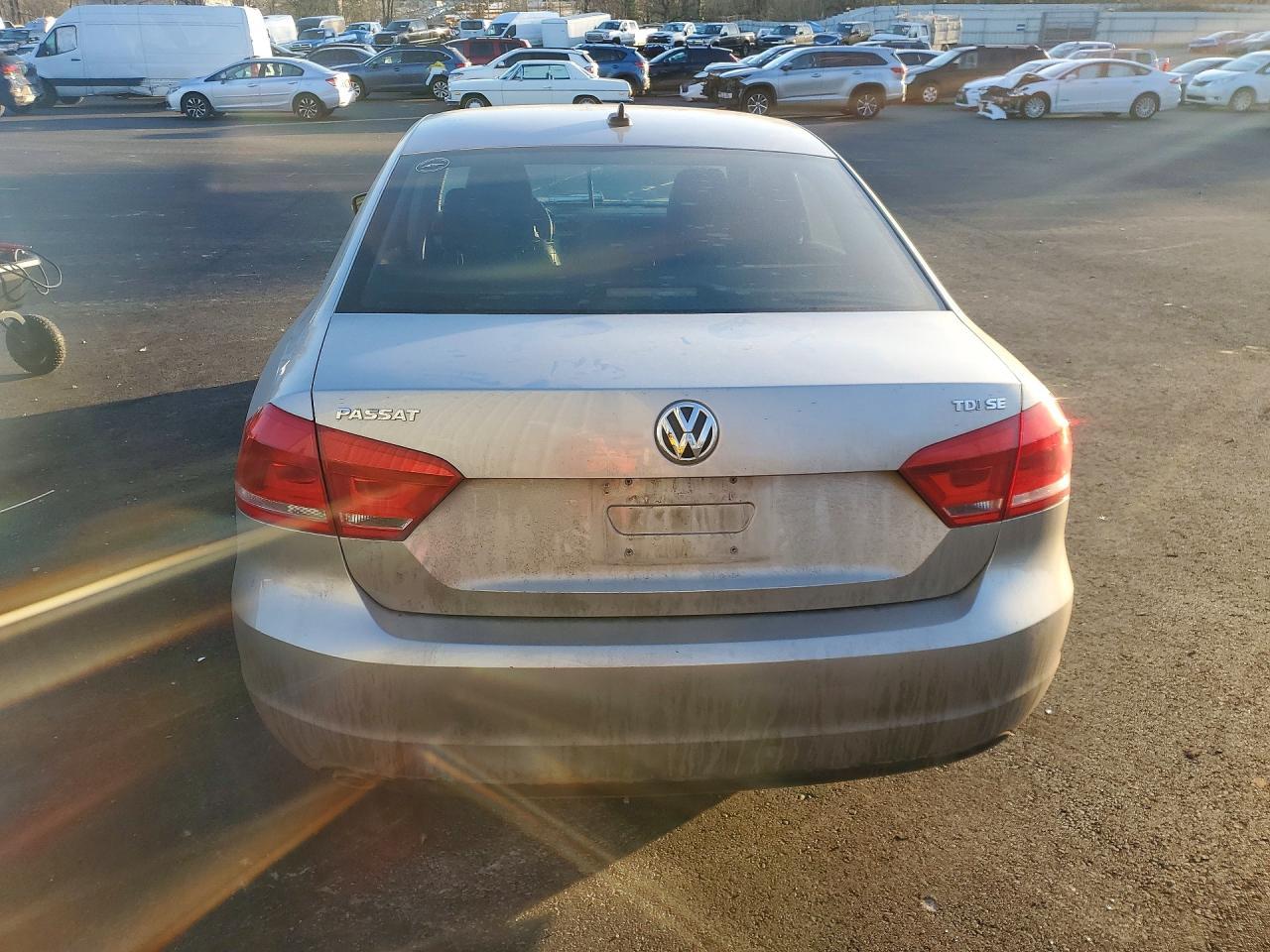 2013 Volkswagen Passat se