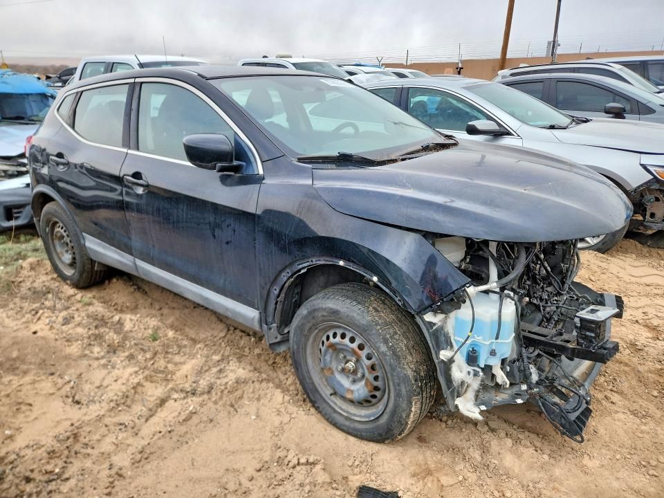 2017 Nissan Rogue Sport s