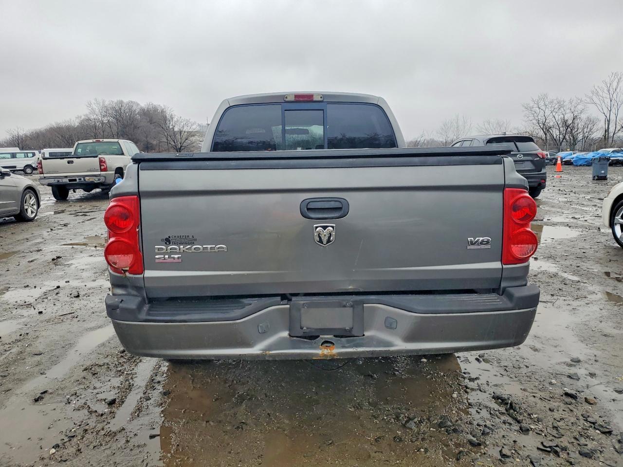 2005 Dodge Dakota Quad slt