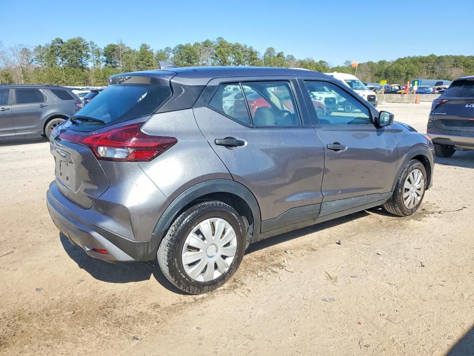 2021 Nissan Kicks s