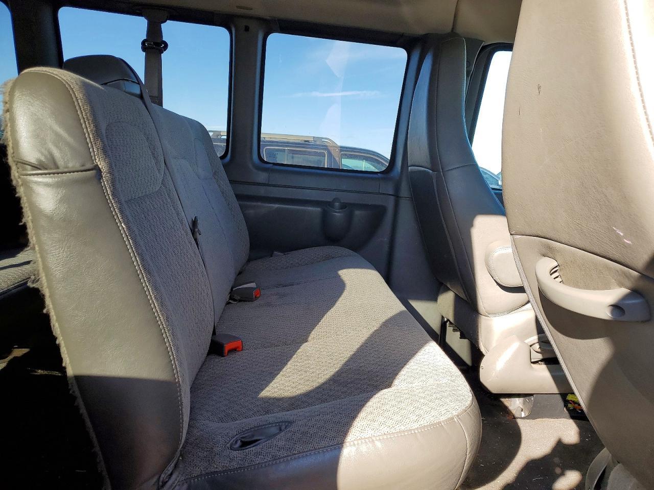 2016 Chevrolet Express G3500 LT