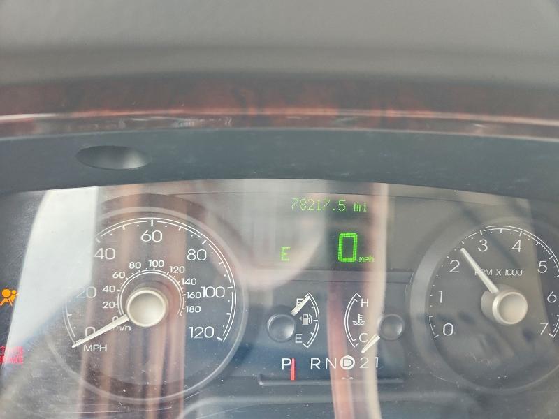 2006 Lincoln 2006 Linc Town car Signature Limited