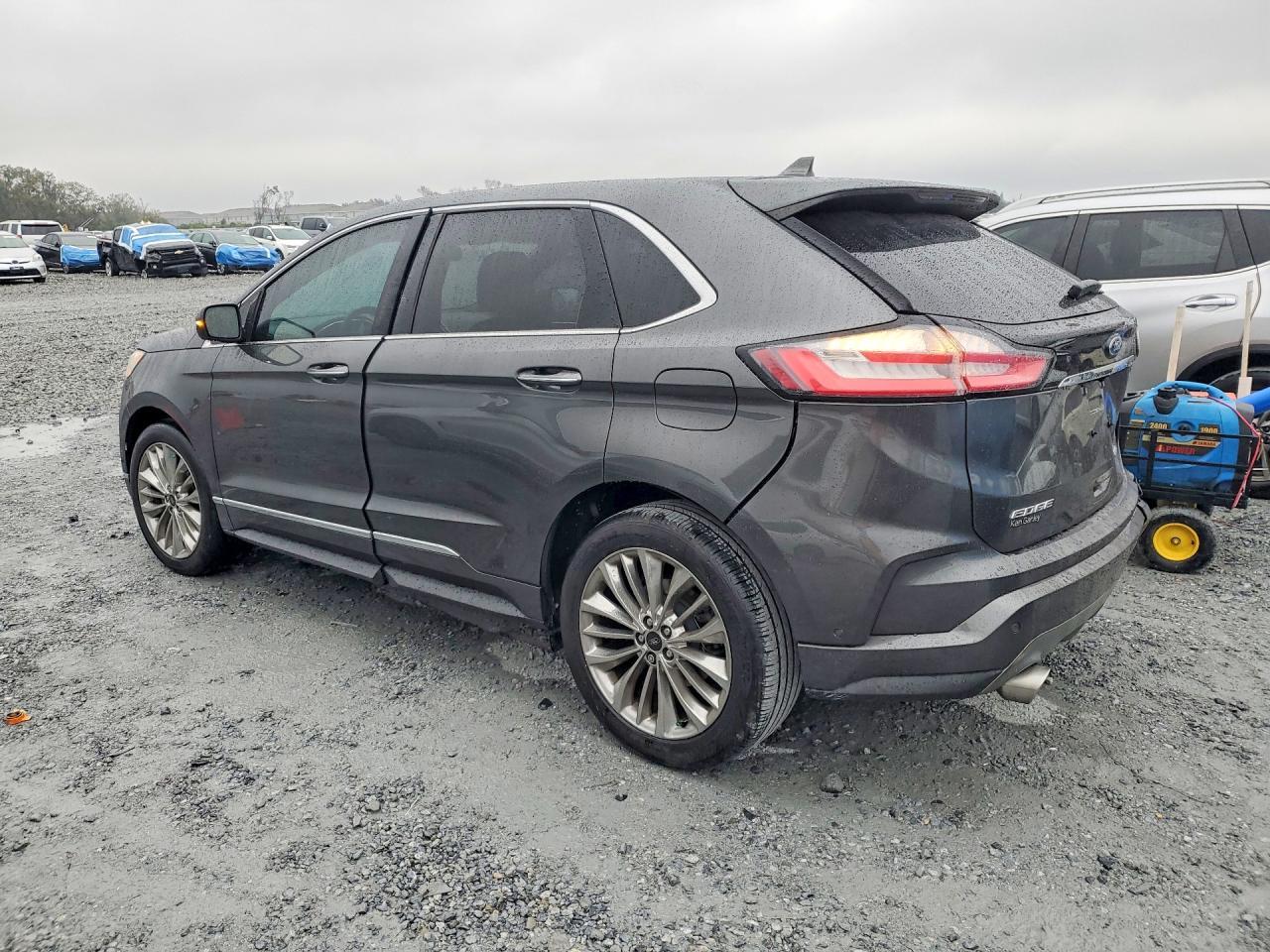 2020 Ford Edge Titanium