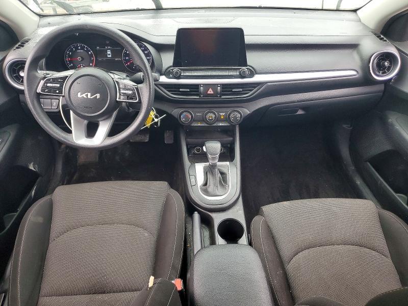 2022 KIA Forte fe