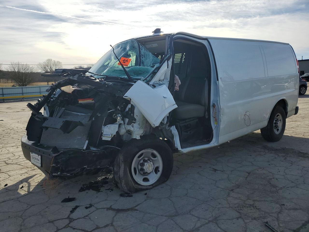 2025 Chevrolet Express G2500