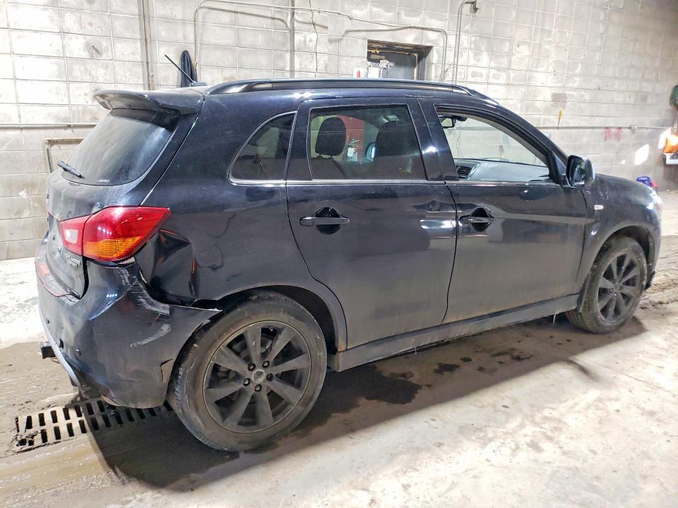 2013 Mitsubishi Outlander Sport se