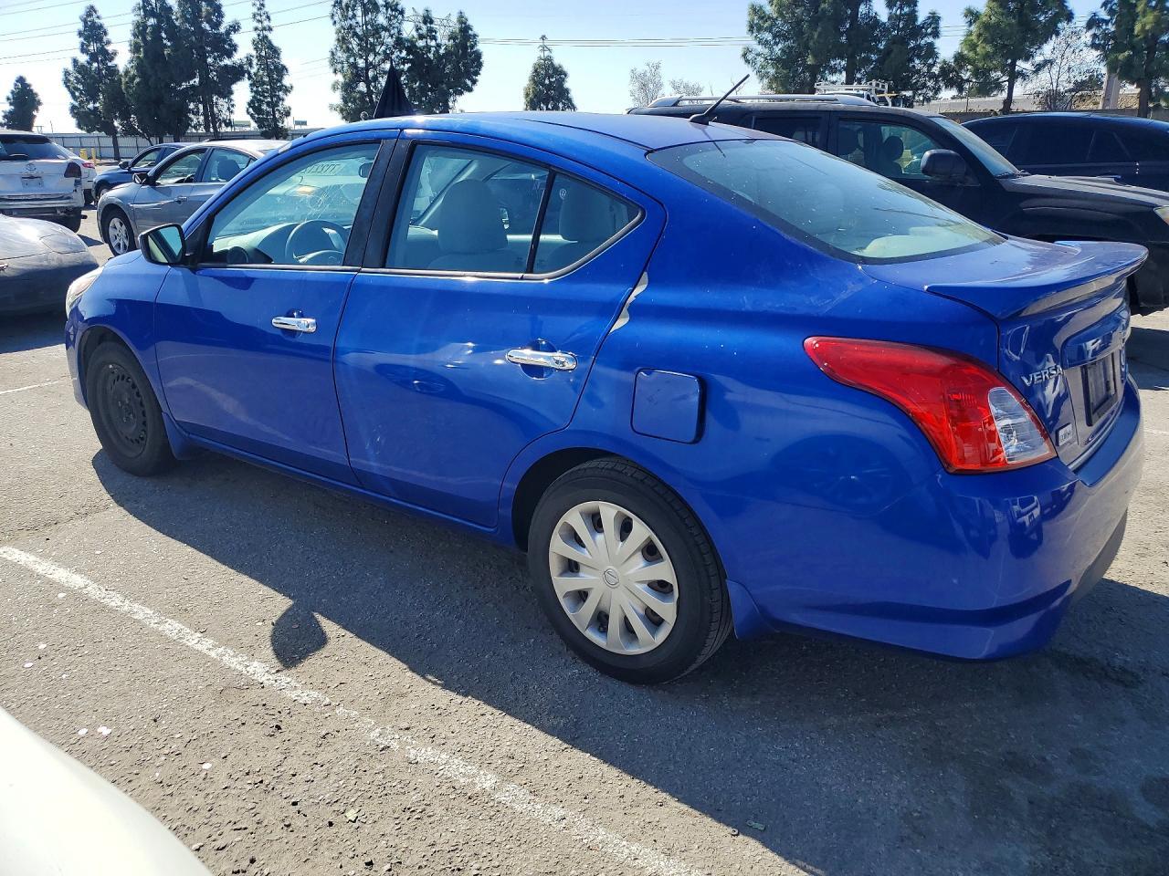 2015 Nissan Versa s