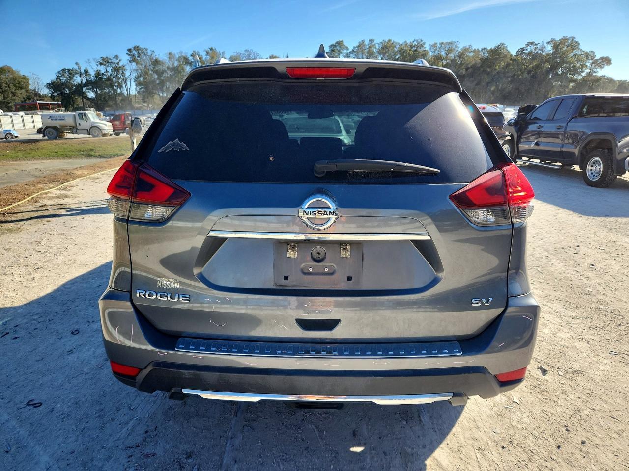 2017 Nissan Rogue s