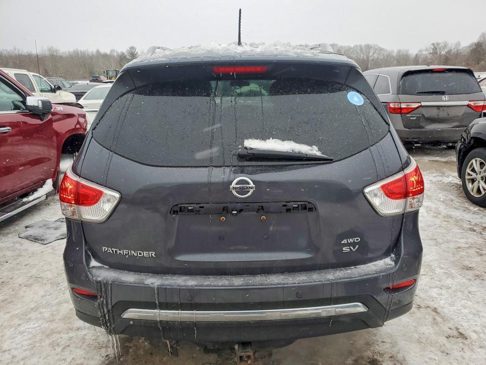 2014 Nissan Pathfinder s