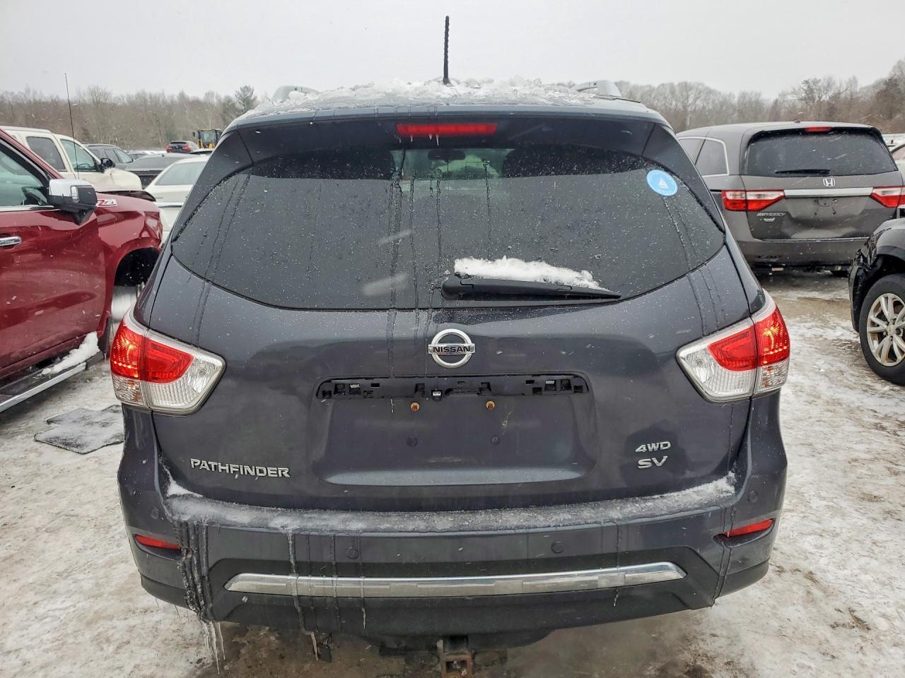 2014 Nissan Pathfinder s