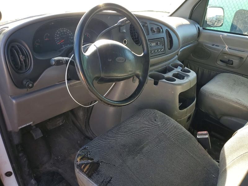 2001 Ford Econoline E350 Super Duty van