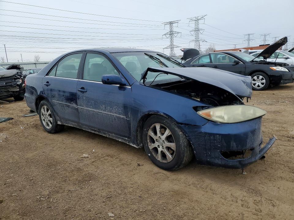 2005 Toyota Camry le