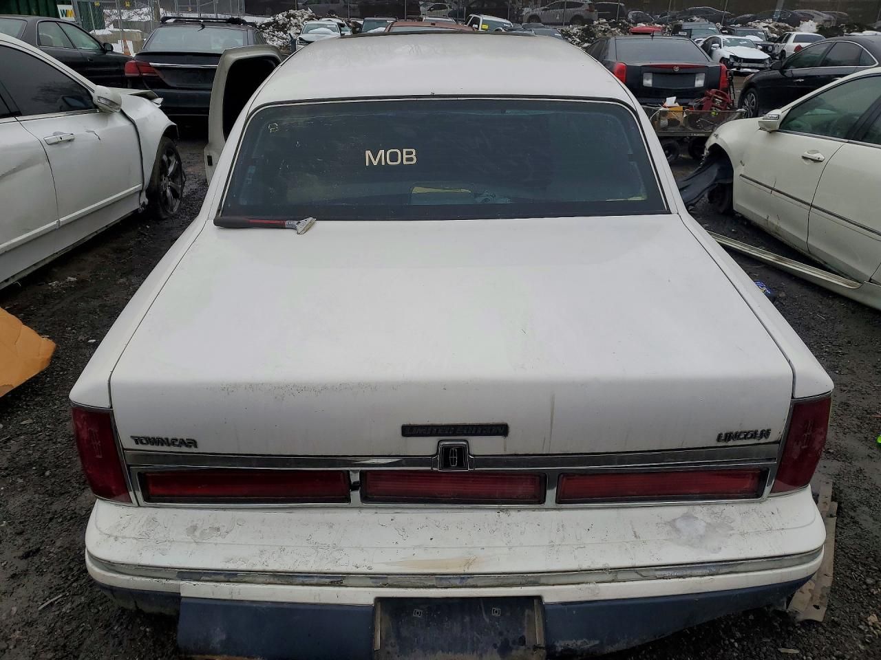 1996 Lincoln Town car Signature