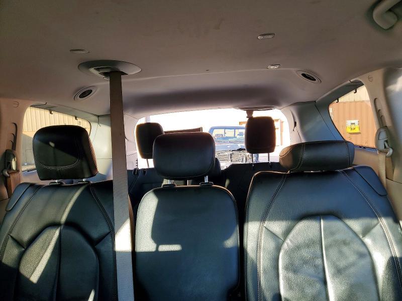 2017 Chrysler Pacifica Touring l