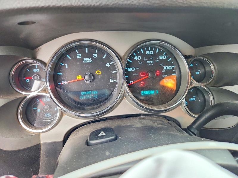 2008 Chev Rolet Silverado Flatbed Truck