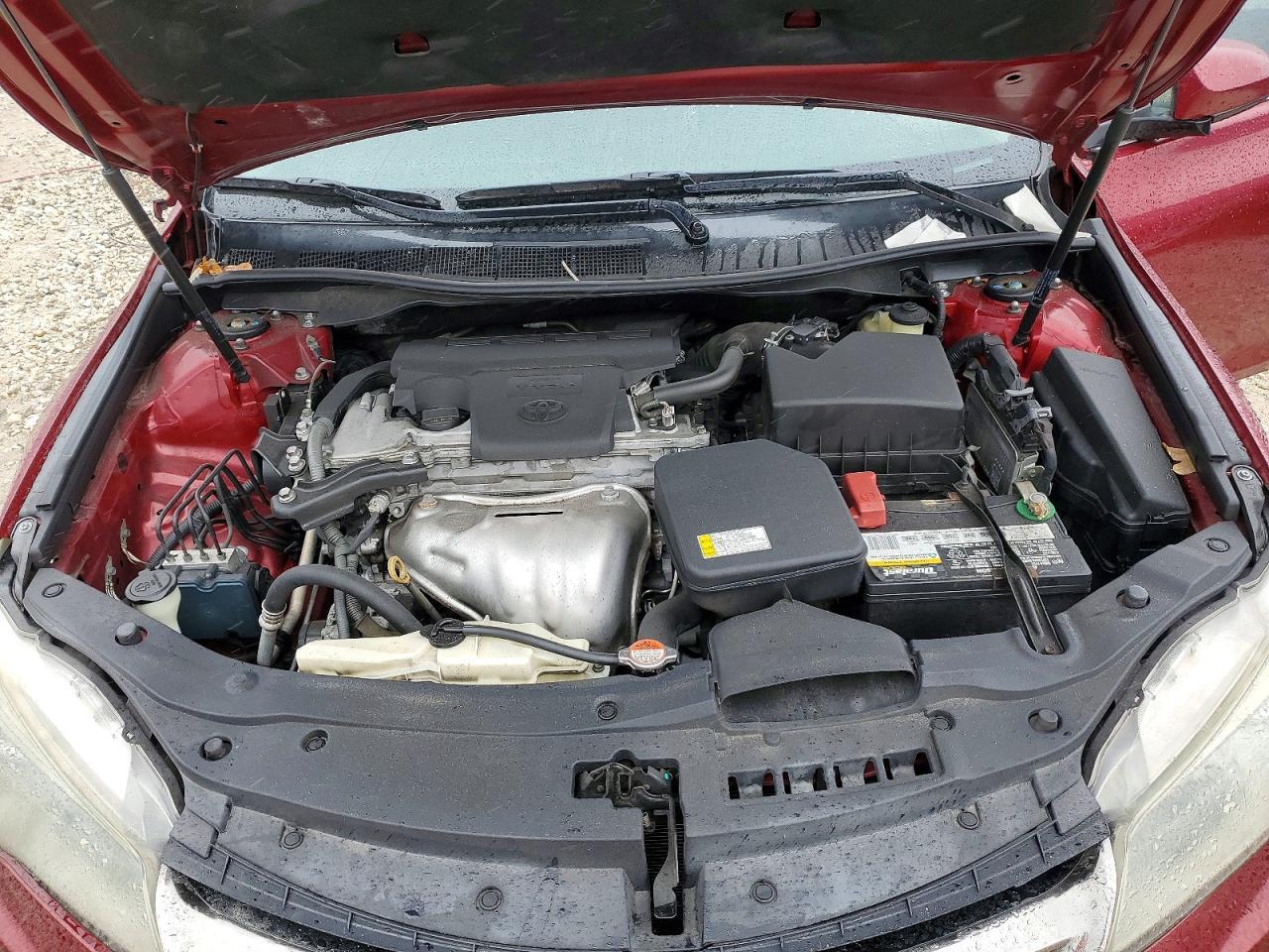 2016 Toyota Camry le
