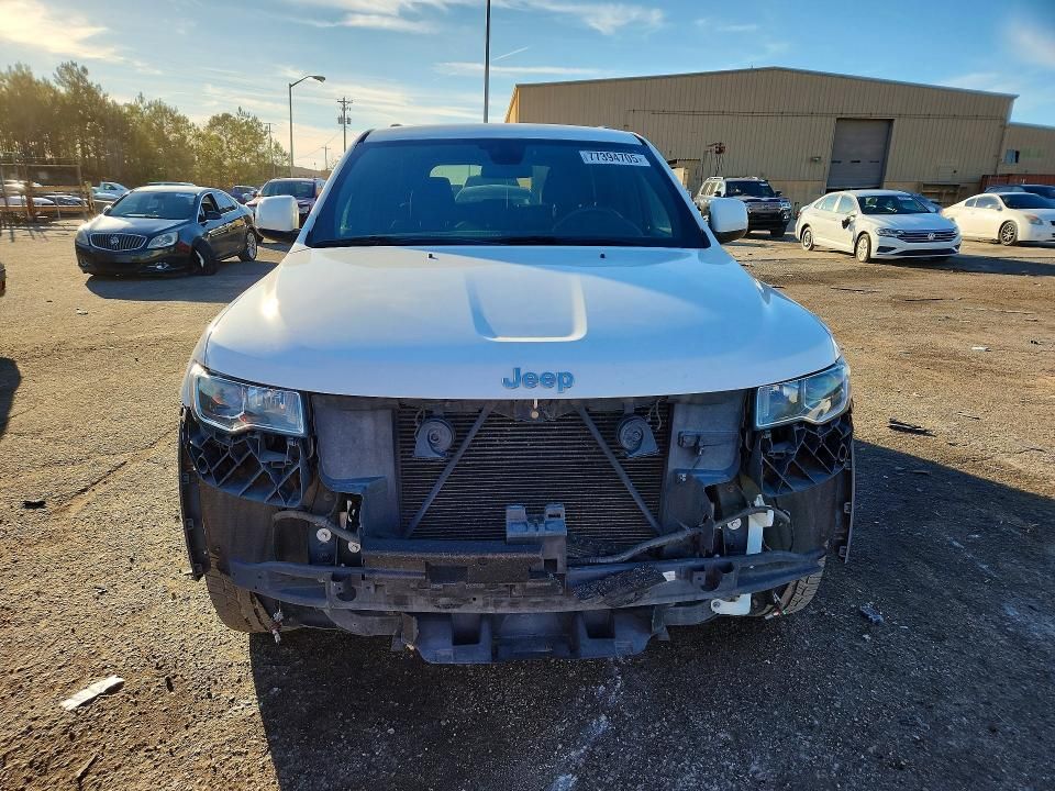 2019 Jeep Grand Cherokee Laredo
