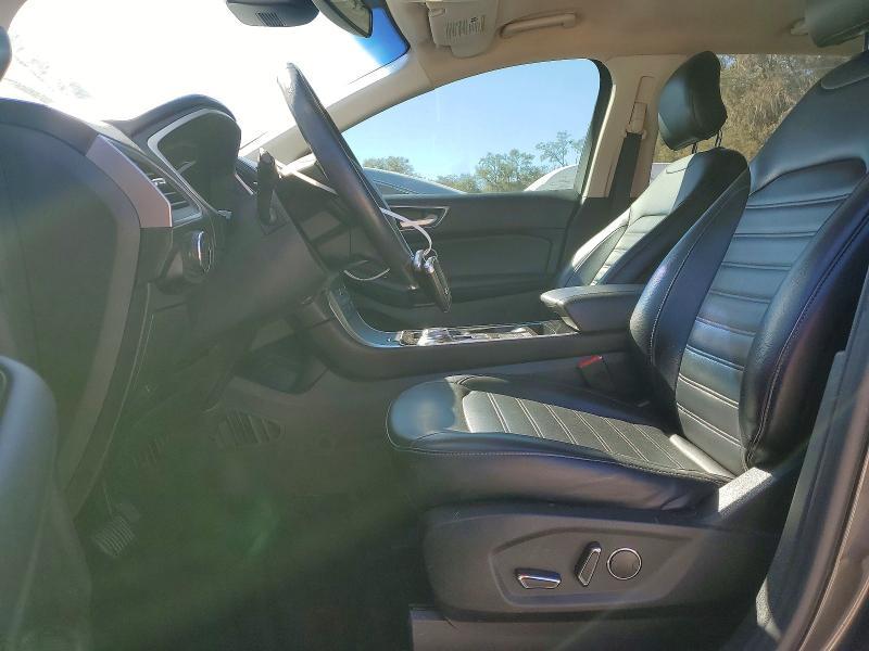 2019 Ford Edge sel